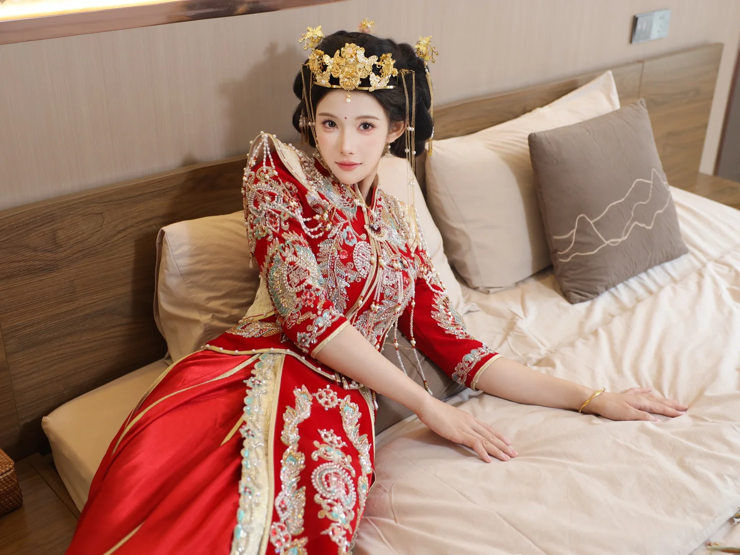 梨霜儿 - No.004 新娘红装 [113P-2.3GB] tg@simisebaisi 【丝足阁】023.webp